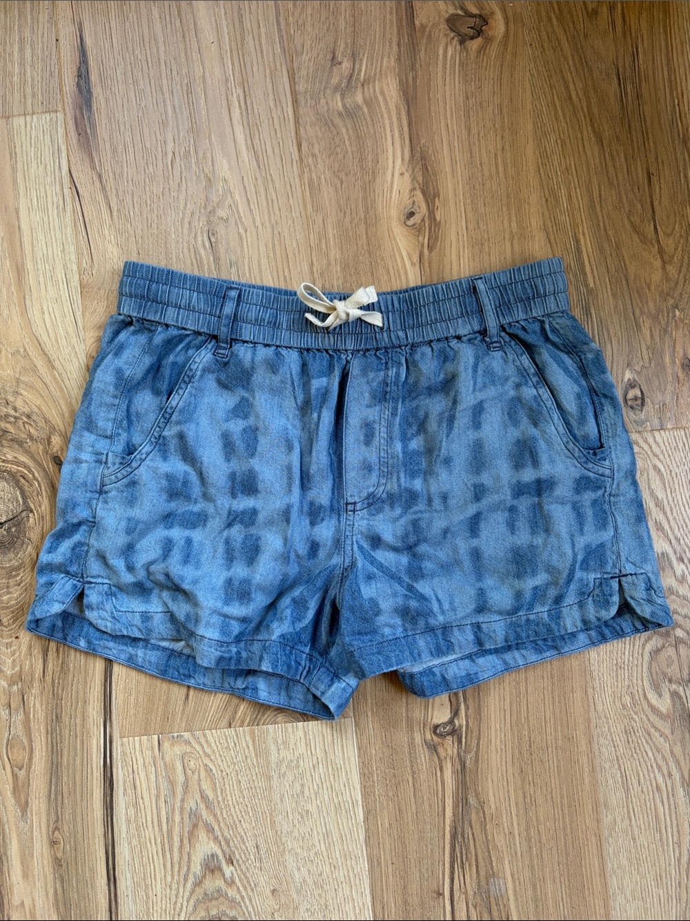 Prana Blue Tie-Dye Elastic Waist Athletic Shorts